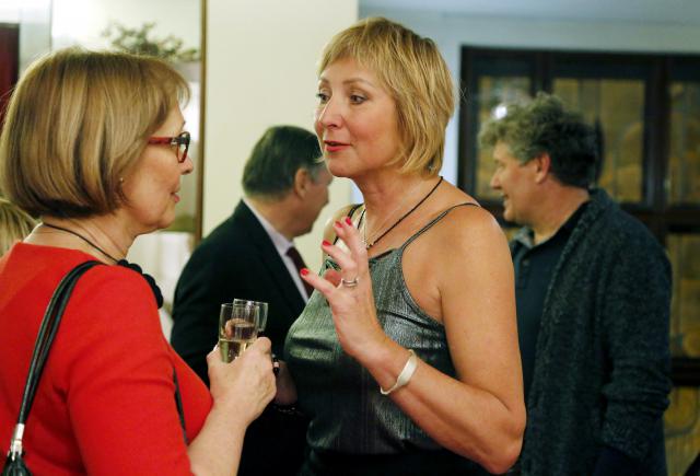 Romana Chvalová s Janou Hanušovou, choreografkou a manželkou režiséra a herce Miroslava Hanuše. Foto Michal Klíma