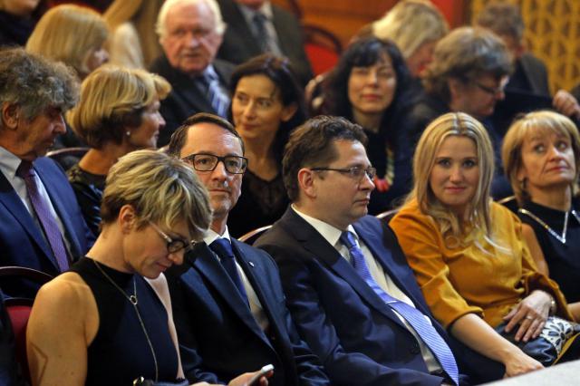 V hledišti nechyběli primátor města Martin Charvát ani generální ředitel společnosti Synthesia Josef Liška, zástupce generálního partnera Východočeského divadla. Foto Michal Klíma 